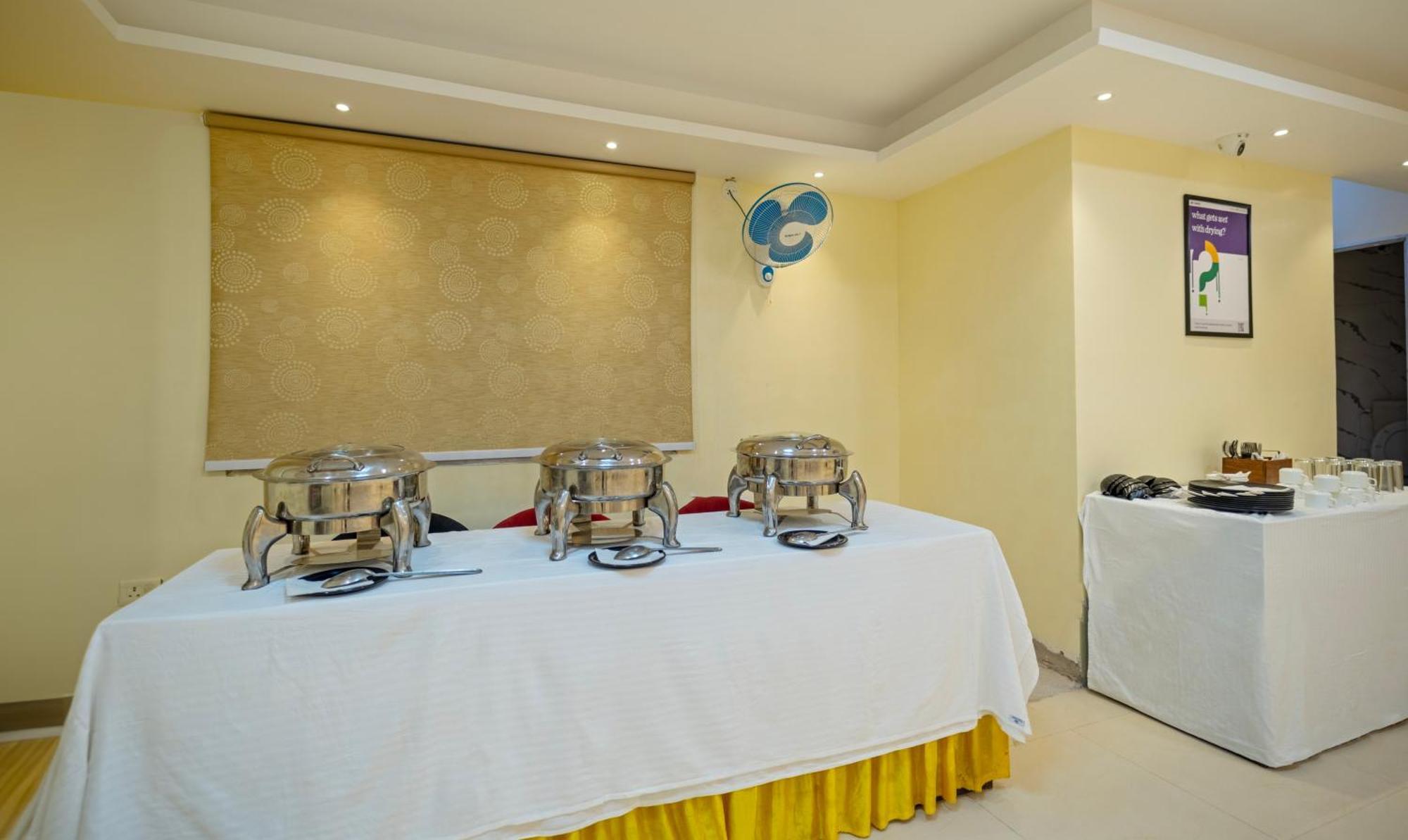 Treebo Taj Square, 10 Mins From Airport Hotel Patna  Kültér fotó